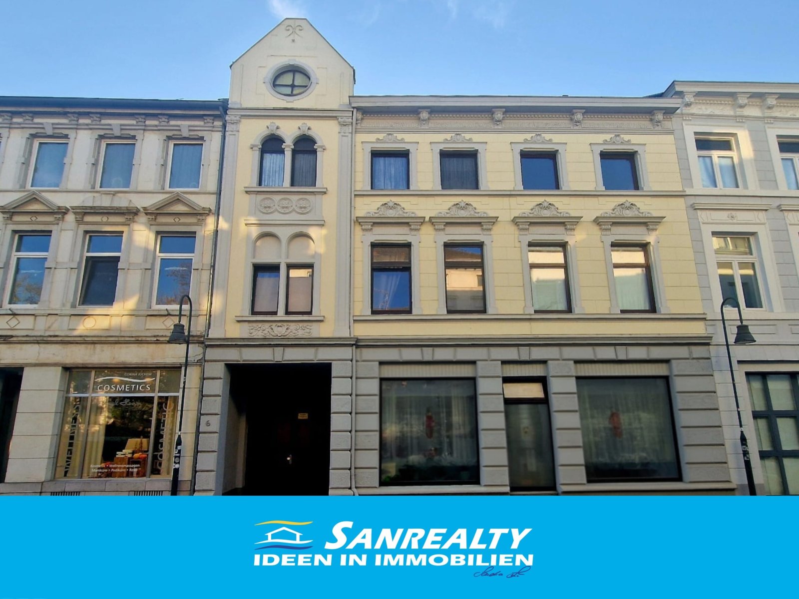 SANREALTY | Immobilien-Ensemble mit Wohngeschäftshaus, Remise und zwei Doppelgaragen in Eschweiler SANREALTY | Immobilien-Ensemble mit Wohngeschäftshaus, Remise und zwei Doppelgaragen in Eschweiler